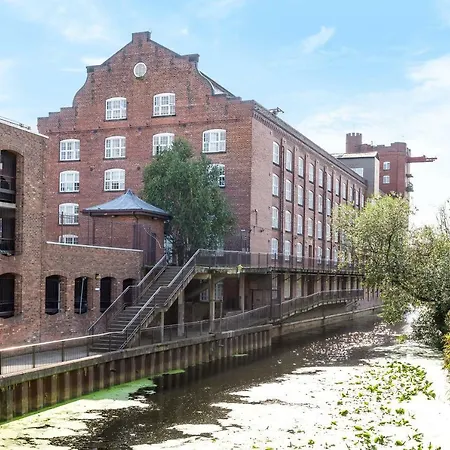 Apartman Cosmopolitan River Side York